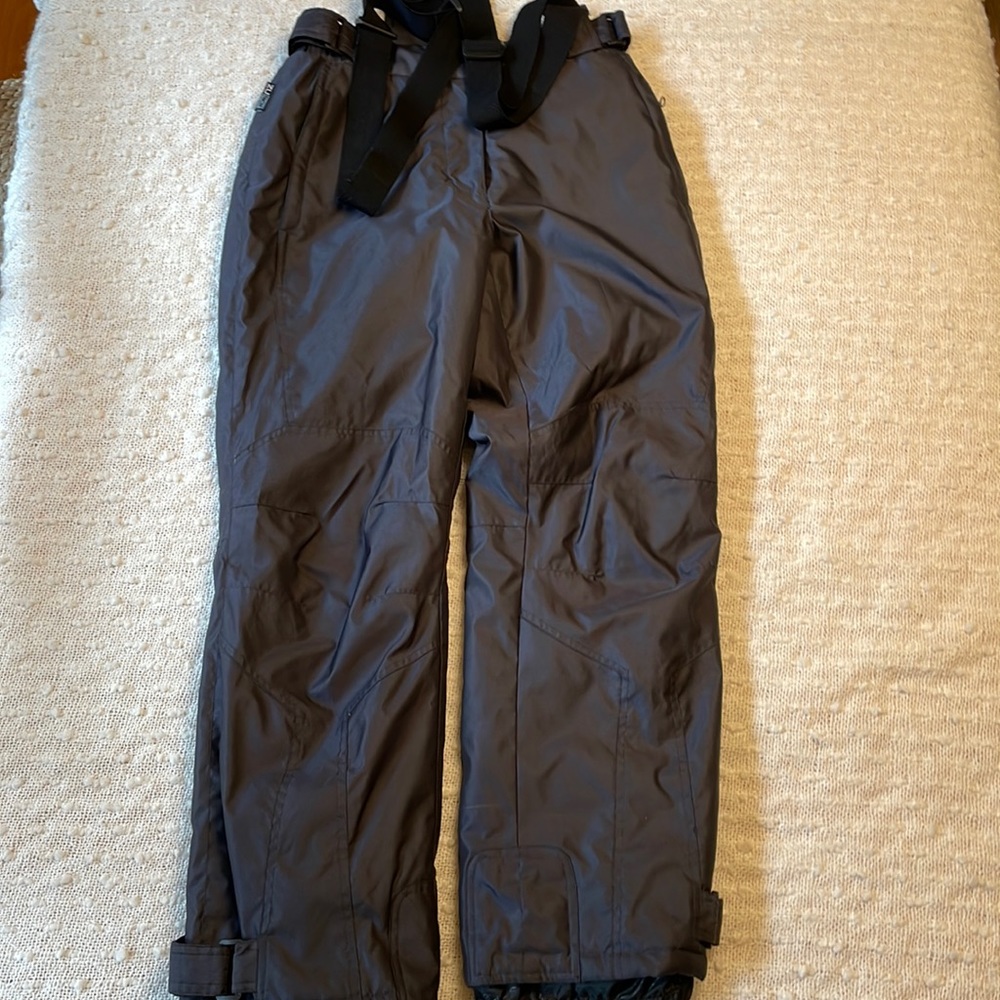 Women’s ZuTech Waterproof & Breathable Ski-bib. Size Medium.